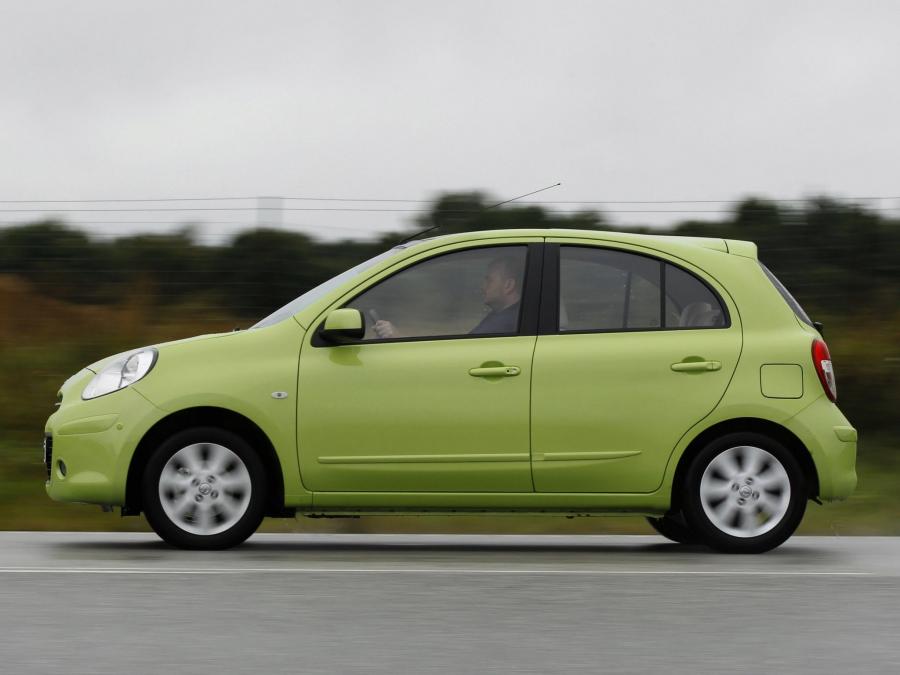  Nissan Micra 5-Door (K13) 2010 года  (фото 8 из 26)